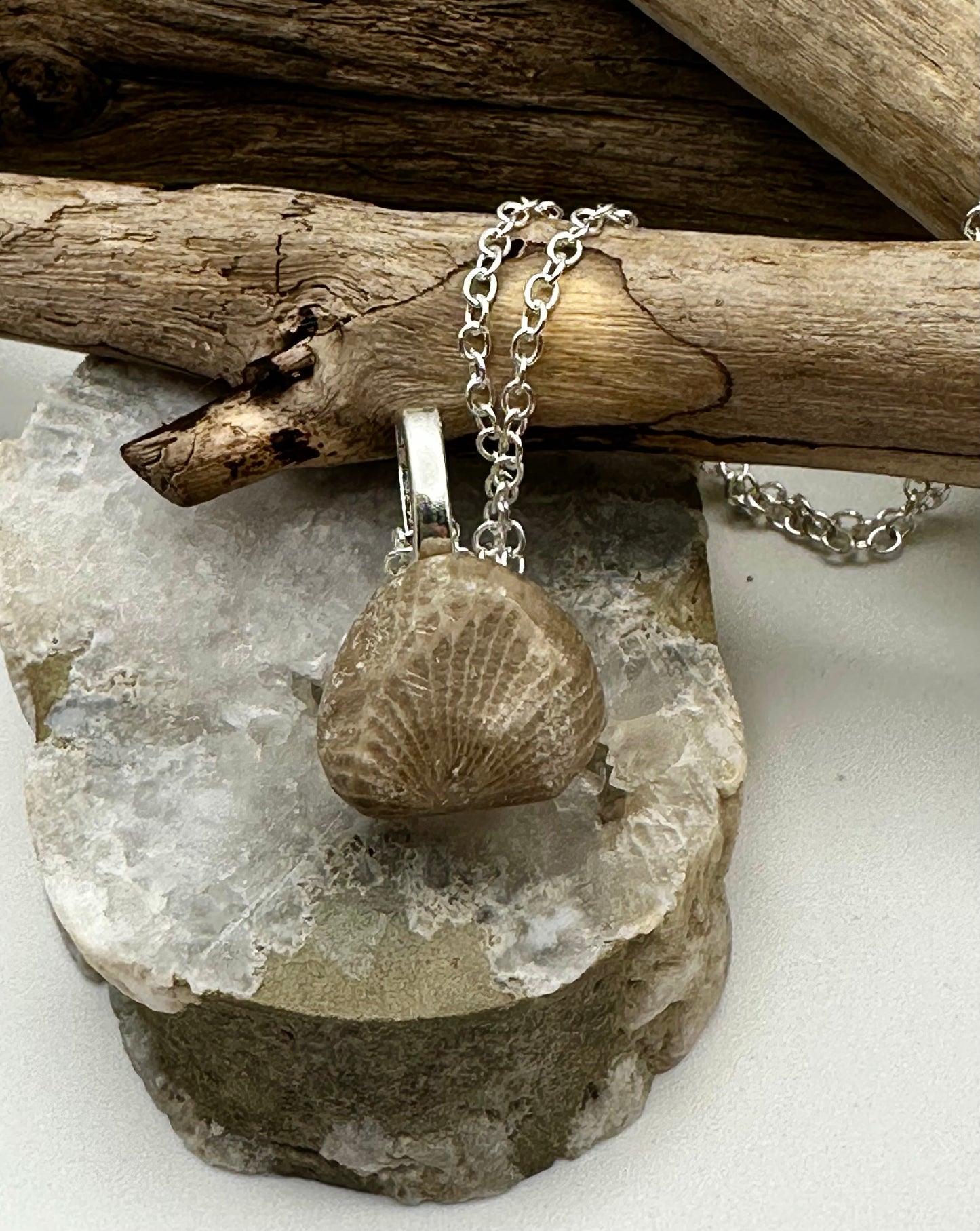 Small Charlevoix stone necklace